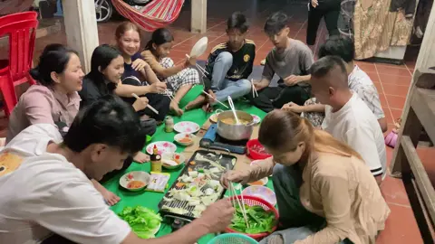 ភ្ជុំបិណ្ឌជួបជុំគ្រួសារ 🫰🏻❤️#24hours #xybca #anime 