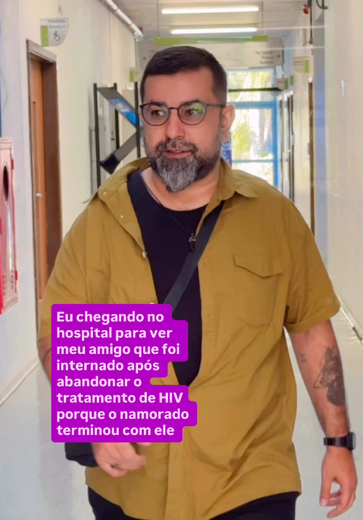 A jornada com o HIV pode ter seus desafios, e a rejeição é um deles. Mas lembre-se: a sua saúde não é negociável. Não pare o seu tratamento por causa da atitude de alguém. Siga em frente e cuide de si, pois o seu bem-estar é a sua maior vitória.