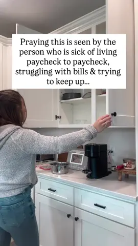 Here friend, I hear you. I was there too. 👇🏻 If you’re looking for beginner friendly side hustle where you don’t have to talk or make sales calls… here ya go! Digital Marketing 🔥 ✨It’s completely beginner friendly ✨No experience or degree required ✨Average 300-500/+day ✨Work a few hours/day ✨All you need is wifi, phone/computer ✨The desire to learn something new and take ACTION You can start right now! ✅ Comment “READY” and I’ll send over a free beginner’s class + how to get started! FOLLOW for more  #affiliatemarketing #affilaitemarketing #workfromanywhere #digitalmarketingsecrets #timefreedom  *these are my results and as with anything in life results vary.