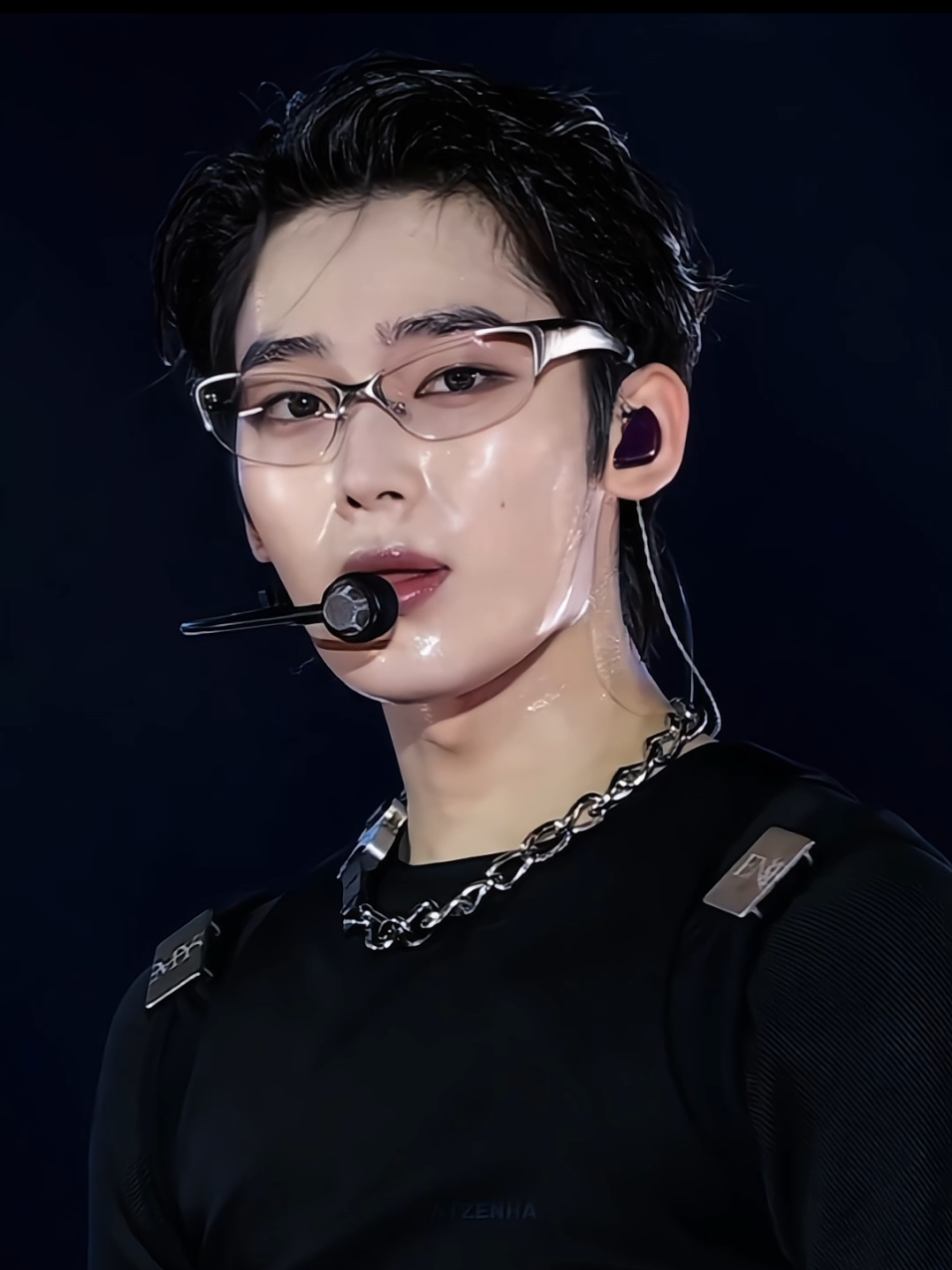 just back bcz of this sunoo looks at tfma 2025 😵‍💫 #sunoo #kimsunoo #enhypen #enhypenedit #fyp 