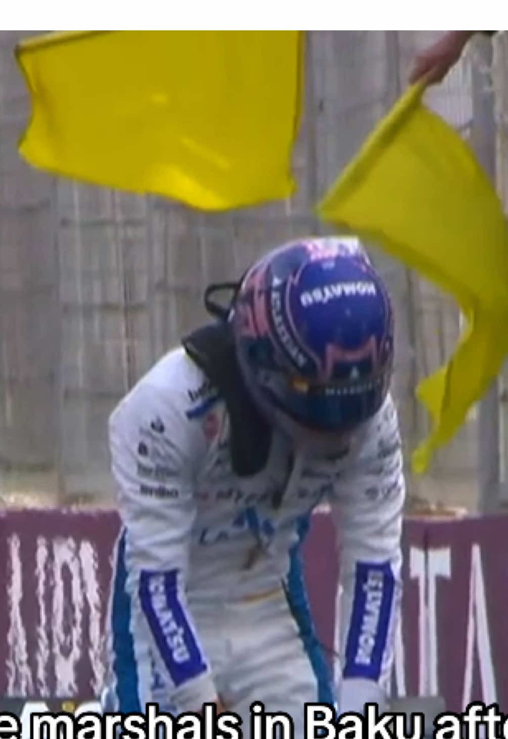 the most red flags ever seen in an f1 session before, let’s all go for a lie down 😭 #f1 #formula1 #azerbaijangp #sport #redflags 