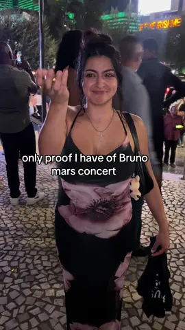 why do you do this to us Bruno????🥲 jk show was 10/10 #brunomars #brunomarsconcert #lasvegas 