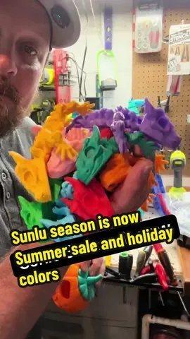 Now is the perfect time to buy @SUNLU STORE filament with the great sunlu colors for the holidays and the summer buy 10 sale still going on. #sunlufilament #3dprinting #3dprintingforbeginners #sunlu #plafilament 