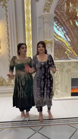 💃💃💃______⚜️ New Collection __ Дубайский Шифон __🇦🇪 ♻️ В Наличии только в одном экземпляре ✔️ _____________________:::::::::::::::::::_______________________ ✅️ Высокое качество  ✅️ Приемлемые цены ✅️ Бесплатная доставка 📦 по городу Душанбе ✨️ Й✅️ И конечно же хорошие скидки постоянным клиентам 😊. Вы всегда будете довольны, ведь мы стараемся ради вас 🥳 :::::::::::::::::::: #dushanbe #tajikistan #shifon #dresses #top 