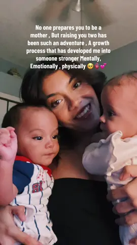 Twin mom🥺🫀 All moms are great🥺❤️ ! #fyp #twinmim #MomsofTikTok #momtok #twins 