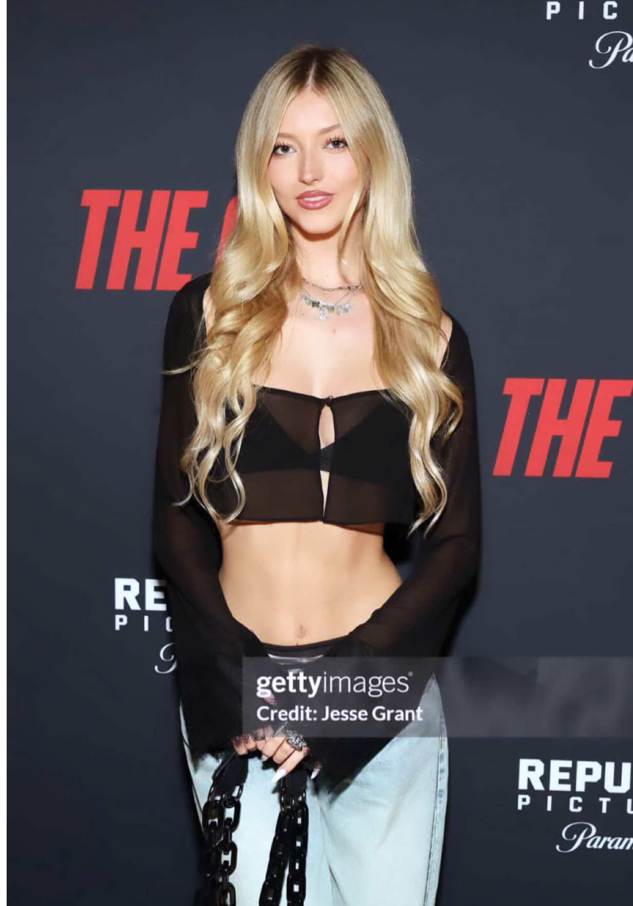come with us to the premiere of The Cut ✨ @Alli #fyp #movie #trend #Vlog #emilydobson 