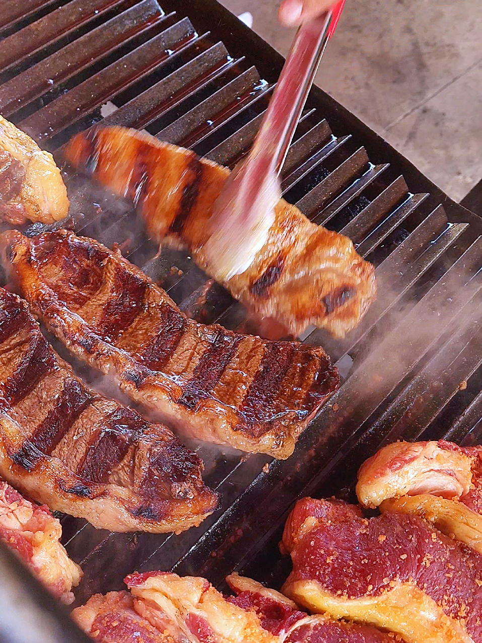 El PERFECTO SELLADO de PUNTA DE S #churrasco #picanha  Punta de S #eltapequecondimentos @SolocarnesSc-Oficial 