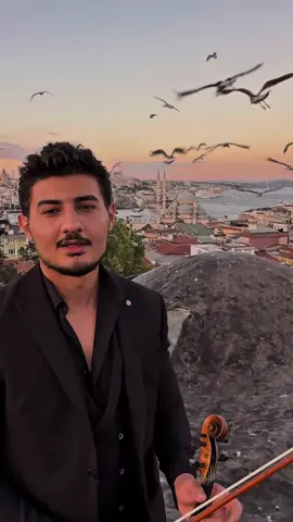 Sen benim görmek için, bakmaya gerek bile duymadığım ezberimsin. #kesfet #fypage #fypシ゚ 