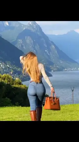 I love Switzerland beautiful #women girls#fyp #100k #oficial @TikTok @Europe @Switzerland @TikTok MENA #🇨🇭💯🇦🇺 🇨🇭🇨🇭 rising girls