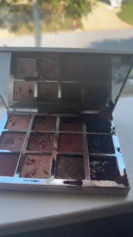 SOS the makeup girls know this is a sad day now