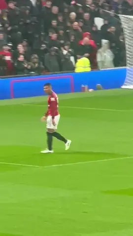 Casemiro dissapointed with himself after being sent off for a silly challenge #manchesterunited #manutd #mufc #ggmu #casemiro 