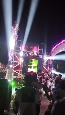 artis ee liwat... @desiafrikaaa_  #jombang24jam #soundhoregjawatimur #sukomulyocarnival 