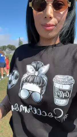 Soccer mom! ⚽️ #fashioninspo #soccermom #momstyle #Soccer #fypシ゚viral 