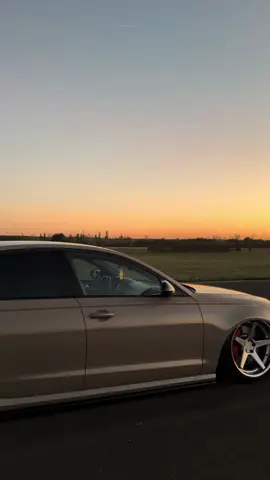 Insta: alex.iordache21 #audi #a6 #airlift #ferradawheels #fyp 