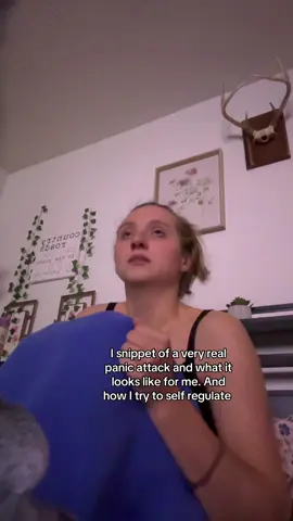 the shakiness, the breathlessness, the dissociation and the racing heart. It’s so exhausting and I feel for anyone who goes through this too #fyp #foryou #panicattack #panicattackoncamera #anxiety 