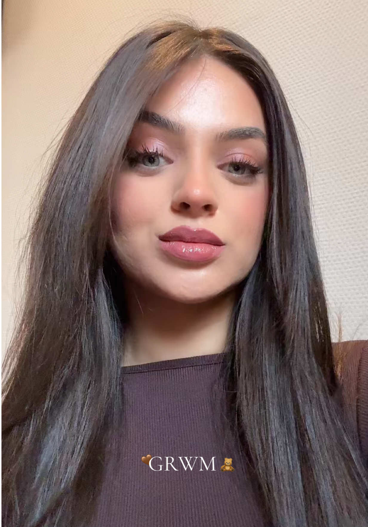 Get ready with me 🍂🧸🤎  @elfcosmetics @Haus Labs @maccosmetics @maccosmeticsde @Huda Beauty @CAIA Cosmetics @Flower Knows Makeup @Benefit Cosmetics @NARS Cosmetics @SHEGLAM @Unleashia Global @SHISEIDO @ZOEVA Cosmetics @Charlotte Tilbury  #grwmmakeup #makeup #desi #browngirl #pakistani 