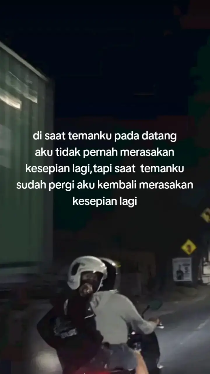 di mana lagi aku harus bercerita  #03MEI06 #nocaption #el #storysad🥀 #yogyakarta 