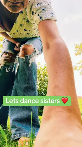 Wanna dance with somebody 🎵💃🕺🏻#sisterwives #sisterwivestakeover #befree #beyou #justletitgo 