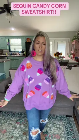 I’m in LOVE with this sweatshirt!!! Your closet needs this!! @Wild Oak Boutique #fyp #tiktokshop #tiktokmademebuyit #shopping #clothing 