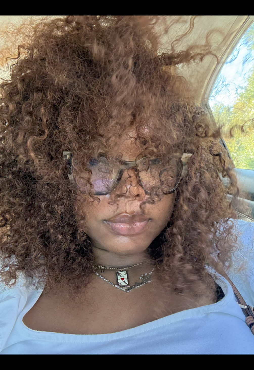 what’s tea 🫖 this hair really gets better… everyday. #halfwig #kinkycurlyhair #iseehalfwig #kinkycurlywig 