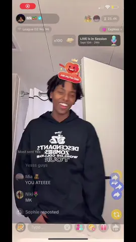 enjoy some of mks live🥰 @Mk🇪🇹 #mekonnenknife #mk #tiktoklive #zombies4 #fyp 