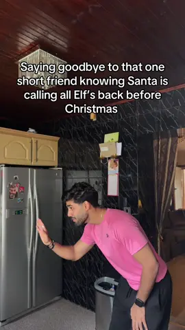 Santas lil helpers #friends #fyp #relatable #small #christmas 