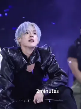 lee know please.. I’m definitely NOT you strongest soldier  (and yes I’m addictive to this song with him) #leeknow #straykids  
