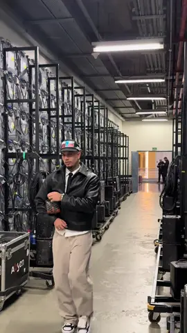 😉