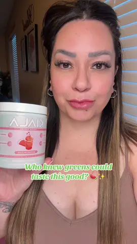 I’ve been taking the Kiala Super Greens in the Watermelon Slush flavor for about two weeks now and I’m obsessed! 💚 Not only does it taste delicious, but it also helps with digestion, boosts my energy, and gives me that natural glow. ✨ A super easy way to get in my daily greens—and trust me, this flavor makes it so enjoyable! 🍉💦 @KIALA Nutrition #kialagreens #creatorpicks #supergreens #dailygreens #guthealth 