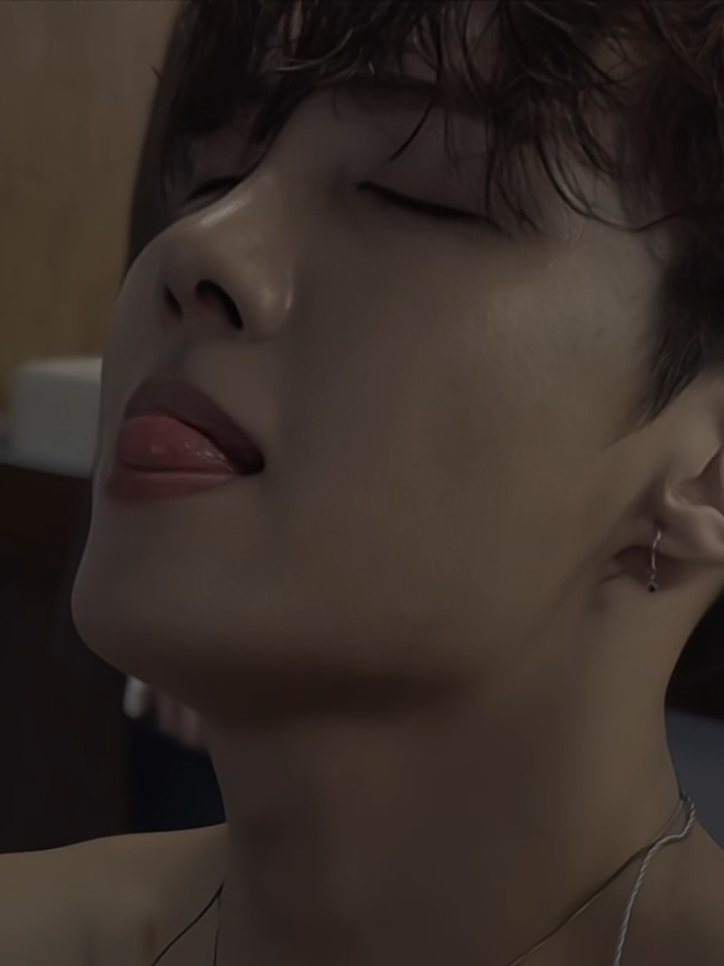 eu sinto, ele é o homem da minha vida 🤌🏻 ib: @ᴀʀɪ⁷⋆ #jhope #hoseok #btsarmy #tipografia #fyp 