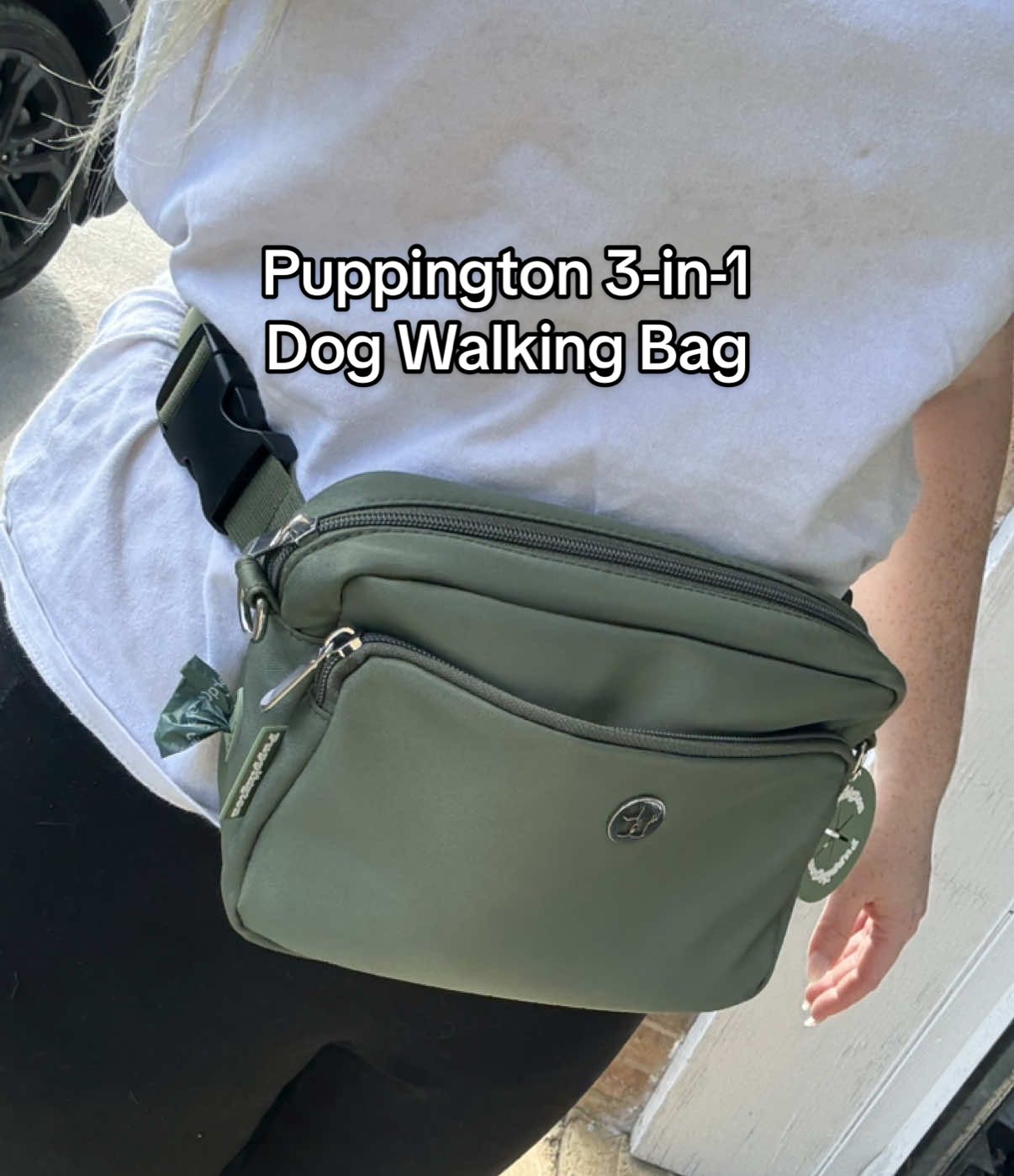 This bag has made walking my two large dogs a piece of cake & it has FREE SHIPPING ‼️ #dogwalking #dogsoftiktok #puppington #dogbag @Puppington 
