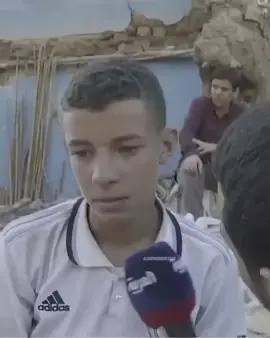 Abdurrahim ouhida kehilangan seluruh keluarganya dalam gempa bumi 2023 di Maroko, org tua dan saudara laki-laki dan perempuannya semuanya telah meninggal.🥺 setelah videonya viral saat memakai kaus klub,  Real Madrid langsung mengundang pemain berusia 16 tahun itu ke Bernabeu, dia di sambut oleh para pemain Real Madrid dan dia mengambil kick off. Topi untuk Real Madrid, selain sebagai salah satu klub terbaik dan tersukses, Real Madrid juga selalu membantu org org yg terkena musibah.👑🤍♥️ #realmadrid #madridista #respect #mbappe 