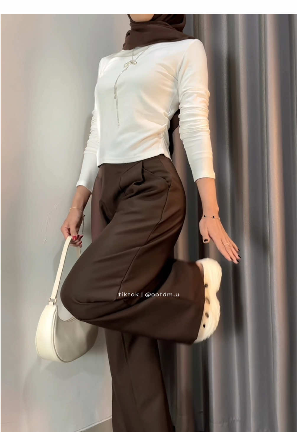 #trendoutfits #ootdkekinian #kaosserut #ootdhijabstyle #racuntiktok 