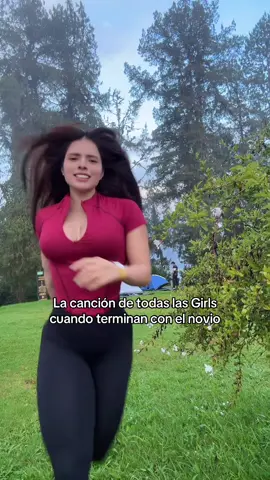 Todas menos yo🤣🤣