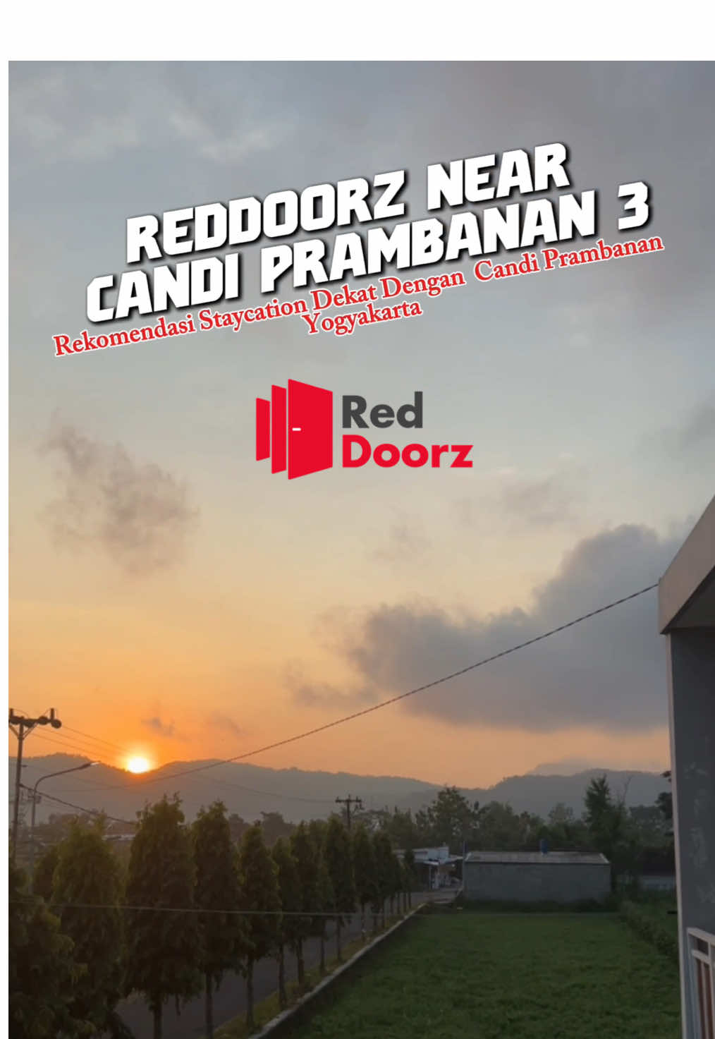 Ke Yogyakarta gak afdol rasanya kalau nggak ke Candi Prambanan bukan ? Bingung mau staycation dimana ? Aku rekomendasiin penginapan ini buat kalian yang mau staycation dekat dengan Candi Prambanan ya. Nama penginapannya adalah RedDoorz Near Candi Prambanan 3.  Dengan kamar yang bersih dan luas, serta fasilitas kamar maupun hotel yang didapat dengan harga yang affordable ini sangat recommended banget deh karena ada promo jika kalian masukkan kode “YUKNGINEP” pada saat booking di aplikasi RedDoorz. @RedDoorz Indonesia  #REDTRAVELERS #bukasemuapintu #reddoorz #rekomendasihotel #fyp 