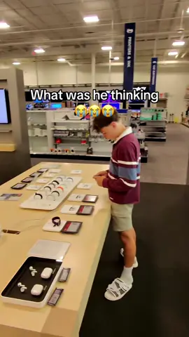 Don’t waist your money on the name 🤷‍♂️ #applewatch #watch #smartwatch #christmasgift #applewatches 