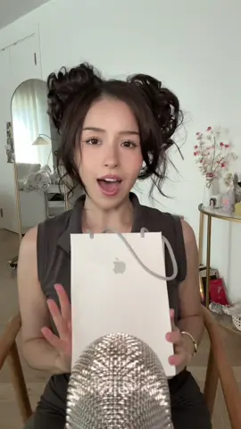 iphone 17 pro & air asmr unboxing 🎤😌 + selfie test + giveaway..? 