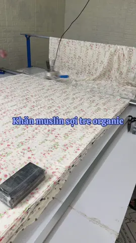 Lại lên mẫu mới phục vụ các Mom nha. Nhà e chuyên sx khăn xô muslin sợi tre 100% k pha nha. Mong các mom ủng hộ! #mebimsua #khansuachobe #khansuamuslin 
