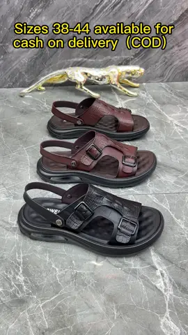 Sandal serbaguna pria yang penuh gaya, nyaman, tidak licin, dan cocok untuk semua kesempatan.#sepatu #fyp 
