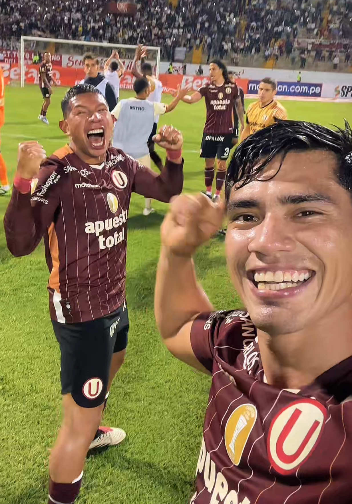 𝗦𝗜𝗟𝗘𝗡𝗖𝗜𝗢, 𝗚𝗔𝗡𝗢́ 𝗘𝗟 𝗠𝗔́𝗦 𝗖𝗔𝗠𝗣𝗘𝗢́𝗡 🤫 #LaGarraDelÚnicoGrande #Futbol #Universitario #SportsOnTikTok #YDaleU 