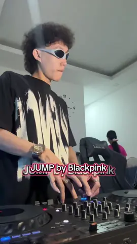JUMP by Blackpink Break Mix #dj #djremix #viizer #trending #creatorsearchinsights  