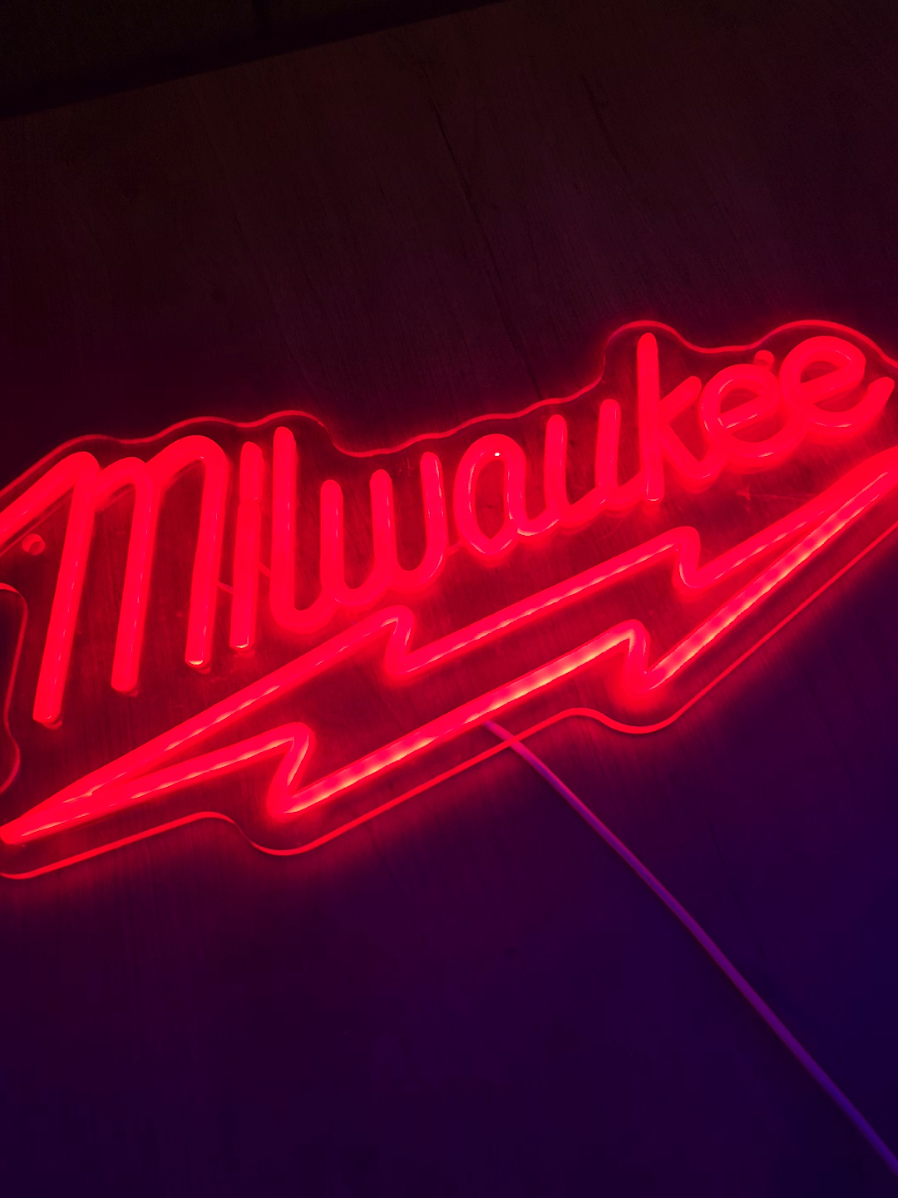 Milwaukee tools neon led sign #Milwaukee #milwaukeetools 