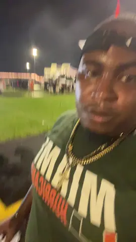 EVERYBODY GET THE SAME BELT 🐊❌ WE WANT FL STATE   🫢🫳🏾🫳🏾🫳🏾🫳🏾 #gameday #CollegeFootball #miamihurricanes #fyp #explorepage 