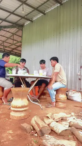 បើកភ្នែកមកម៉ោង៩ព្រឹក