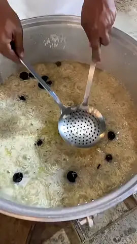 Cơm ấn độ rất dài