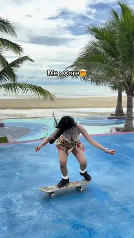 เกือบหลับแต่กลับมาได้🥱🤪🫠 . .  . .  . #skategirls #skatelife #foryou #ฟีด #ทรงสเก็ต 