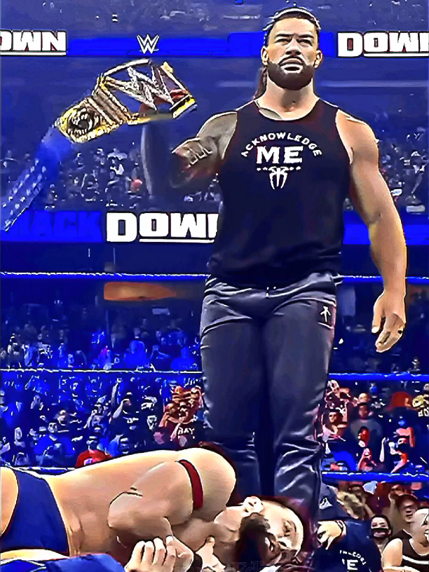 ROMAN REIGNS DESTROY FINN BALOR! 😈💯 #romanreigns #finnbalor #WWE #shorts #attitude 