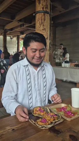 Como yucateco y mayahablente siempre estaré orgulloso de donde vengo. Invito a mis paisanos yucatecos que viven en la CDMX a que vengan a comprar directamente a los productores, artesanos y cocineras tradicionales. Estarán mañana domingo 21 de septiembre apartir de las 10:00 a.m. a  05:00 p.m. en Los Pinos.