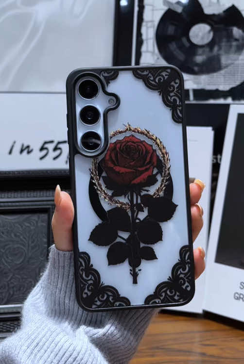 A Rose Under a Spell 🌹#phonecase #tiktokmademebuyit #tiktok #tiktokshop #innovation #viral #samsung #samsunggalaxy #art #aesthetic #phone #foryou #foryoupage #fashion #fashiontiktok #viral?videotiktok😇😇 #viralvideo #tiktokviral #tiktok?video❤️likeforyou #trend #trending #stylish #style #2025 #case #artist #shopping #beauty #pretty #rose #cool #dark #exquisite #flowers 