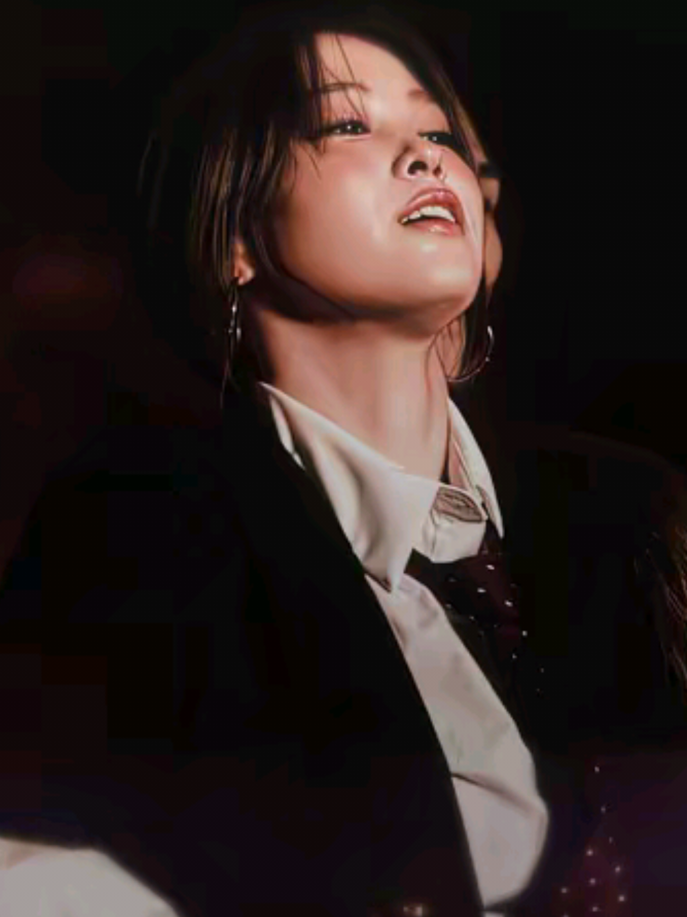 (scrap) my body her choice  #ryujinitzy #ryujinedit #ryujinfancam #itzyedit #itzyofficial ryujin standing next to you performance edit